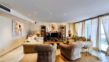 Resa Estates Marina Botafoch Ibiza 4 bedroos te koop sale living room .jpg